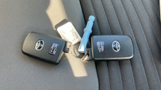 Toyota Yaris 1.5 Hybrid Icon Tech 5dr CVT Hybrid Hatchback